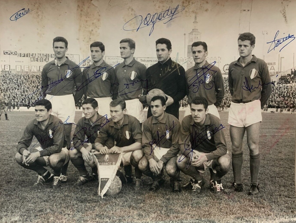 1961-12 FRANCE B.jpg