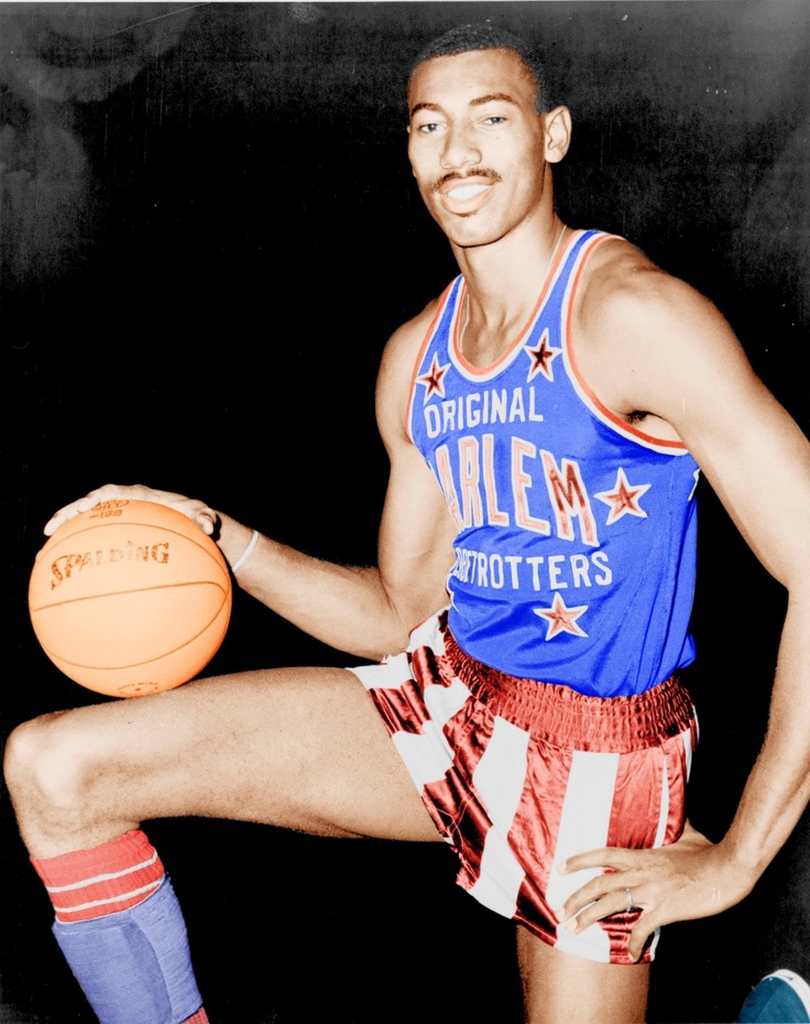 Wilt Chamberlain (The Harlem Globetrotters).jpg